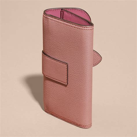 portafoglio burberry rosa|Burberry Limited.